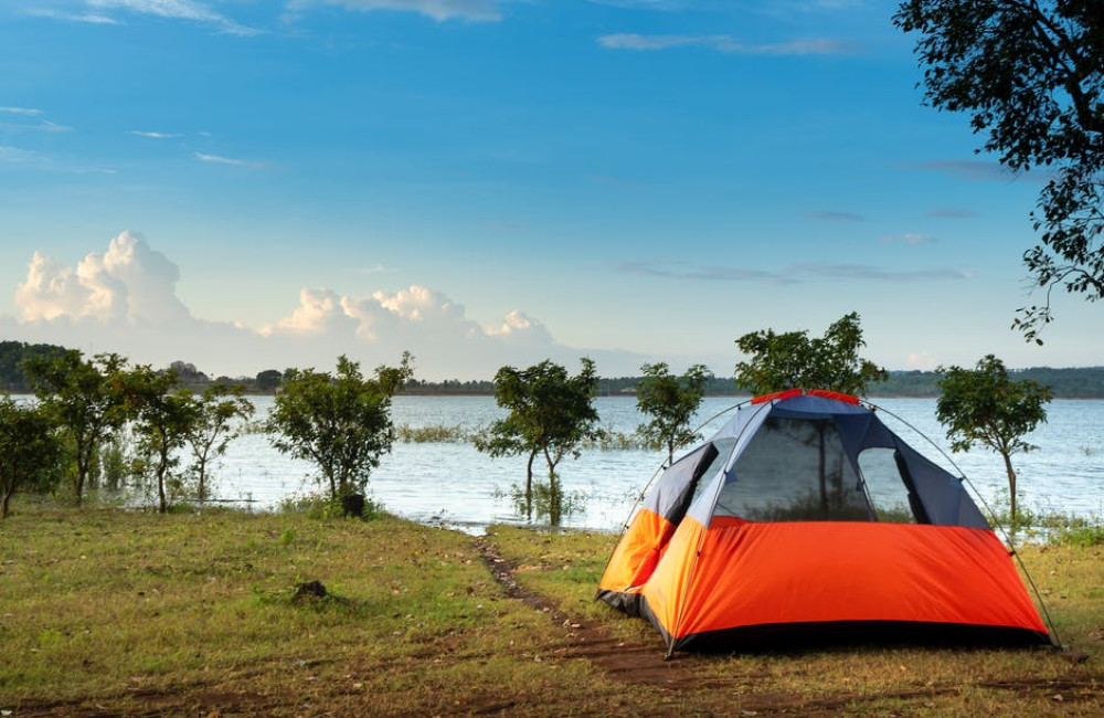 Kun je een tent verzekeren tegen stormschade?